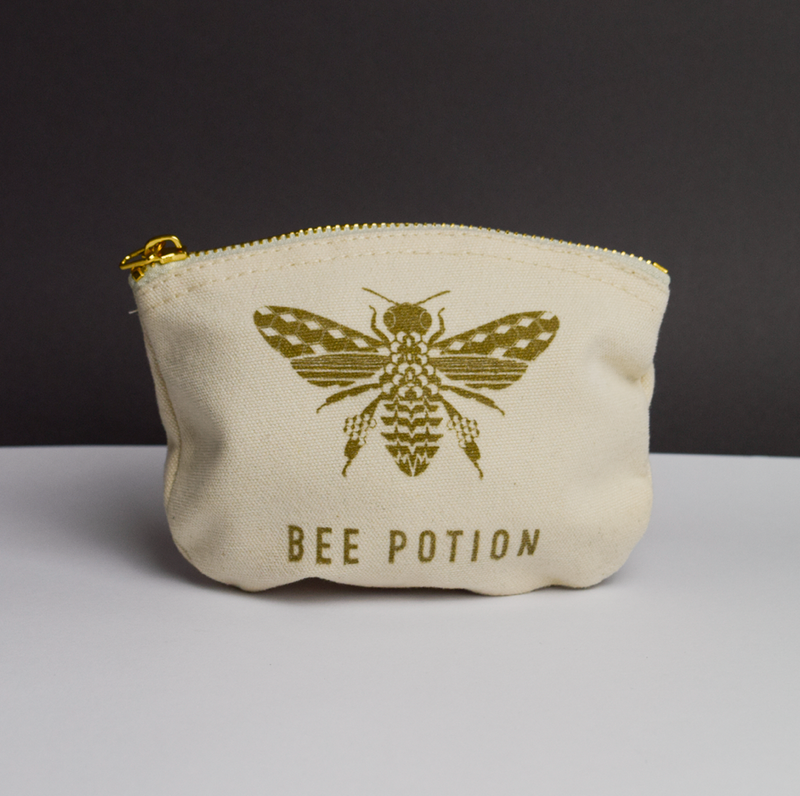 BEE BAG Organic Cream Calico Travel Purse